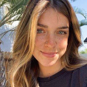 Meet your Posher, Posh